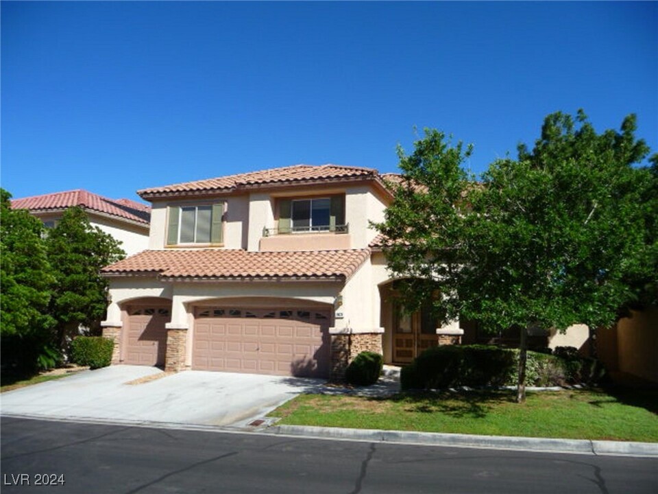 9829 Cantebury Rose Ln in Las Vegas, NV - Building Photo