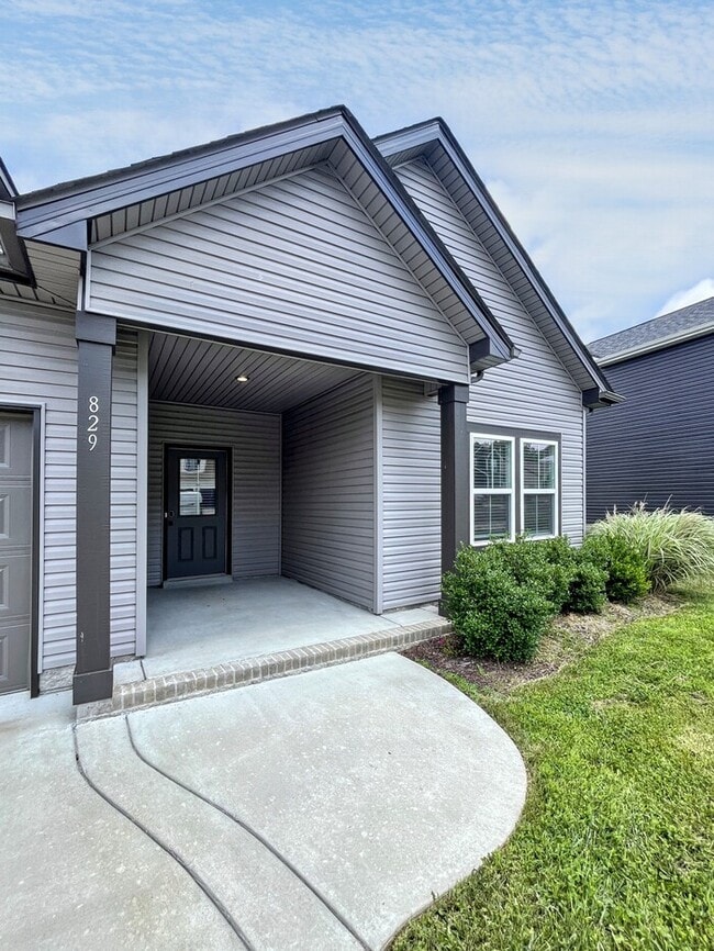 829 Marksman Ct in Clarksville, TN - Building Photo - Building Photo