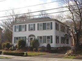 440 N Main St in Randolph, MA - Building Photo