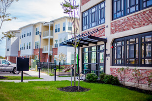 The Willows at Burlington Mill Apartments