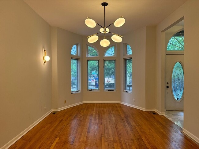 923 W Fletcher St in Chicago, IL - Building Photo - Building Photo