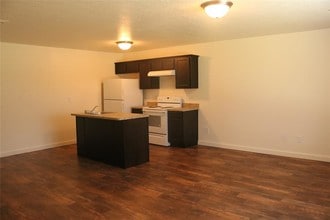 10535 Mills Rd in Houston, TX - Building Photo - Building Photo