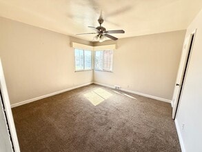 2527 Versailles Ave in McKeesport, PA - Building Photo - Building Photo