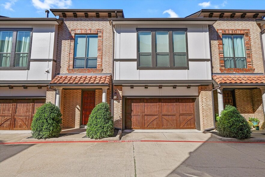 13900 Noel Rd, Unit 6 in Dallas, TX - Building Photo