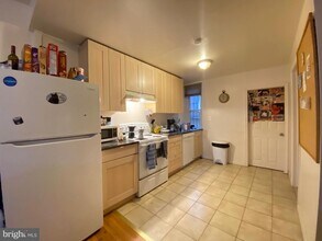 1527 Page St in Philadelphia, PA - Building Photo - Building Photo