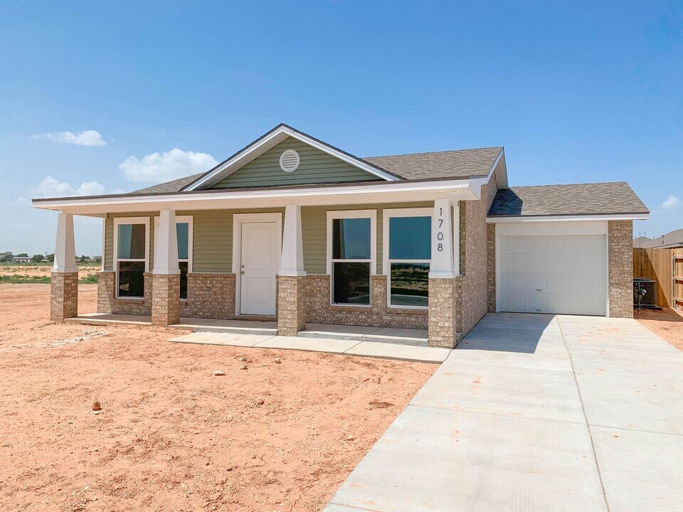 1708 134th St in Lubbock, TX - Building Photo