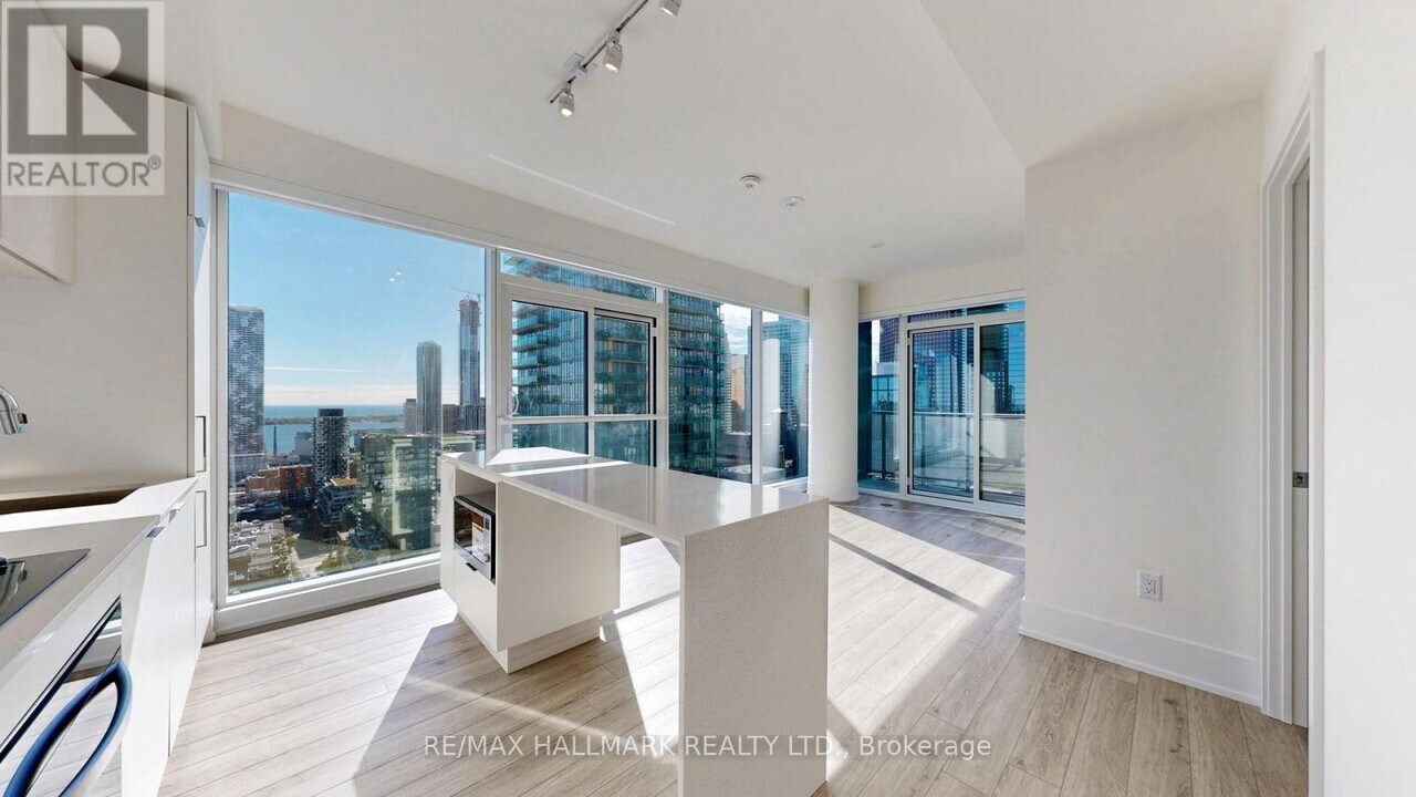 89 Church St in Toronto, ON - Building Photo