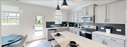 4413 Wymore Wy in Charlotte, NC - Building Photo - Building Photo