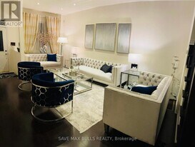 7 Shediac Rd in Brampton, ON - Building Photo