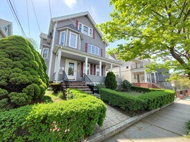 36 Upham St, Unit 1 in Malden, MA - Building Photo