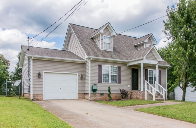 property at 1046 Bush Ave