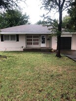 3306 Lewis Ln in Amarillo, TX - Building Photo