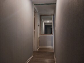 312 Avanda Ct, Unit 9 in Clearwater, FL - Building Photo - Building Photo