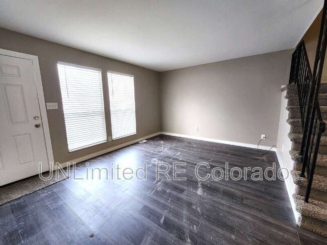 42 Lansing St in Aurora, CO - Building Photo - Building Photo