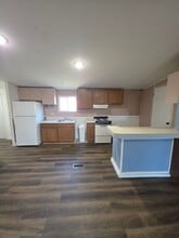 2904 N Arkansas Ave in Russellville, AR - Building Photo - Building Photo