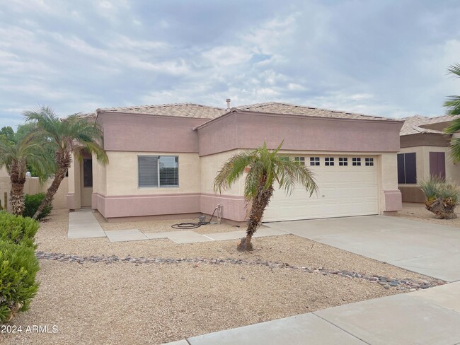 6370 W Blackhawk Dr in Glendale, AZ - Building Photo - Building Photo