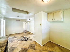 2740 Teresa Dr in Jackson, MS - Building Photo - Building Photo