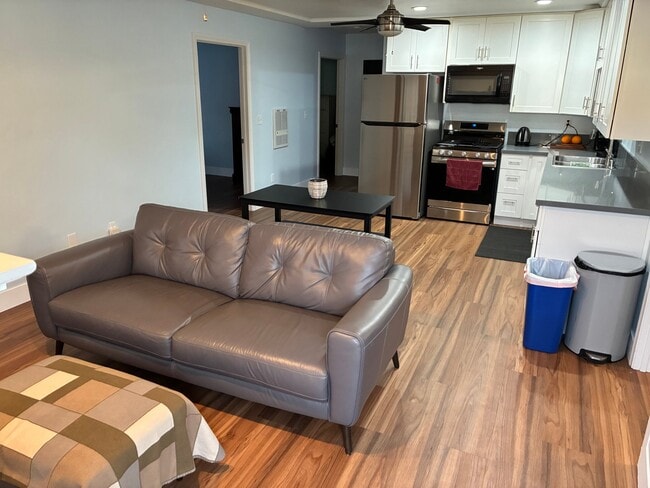 215 Willie James Jones Ave, Unit 103