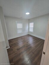 1 Rockdale Ave in Lowell, MA - Building Photo - Building Photo