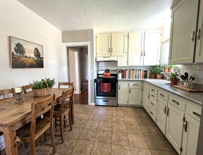 3243 Bonnie Ln, Unit 3243 in Stockton, CA - Foto de edificio - Building Photo