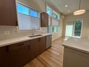 4234 Cameo Ln in Bellingham, WA - Building Photo - Building Photo