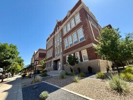 301 Central Ave NE, Unit 217 in Albuquerque, NM - Building Photo