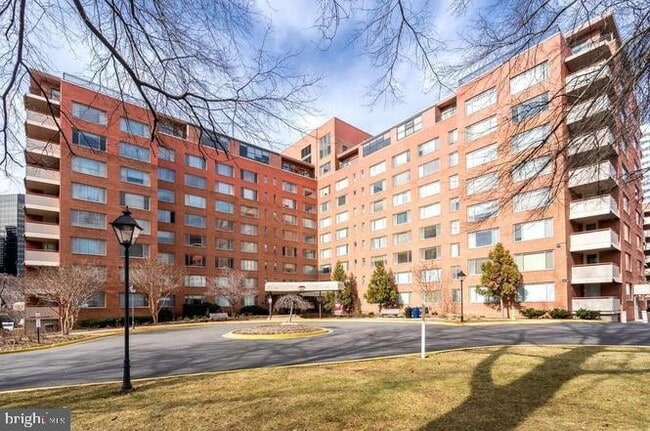 property at 1111 Arlington Blvd