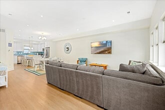 1 N Austin Ave in Ventnor City, NJ - Foto de edificio - Building Photo