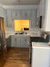 1721 Kingsgate Ct, Unit kingsgate in Alexandria, VA - Building Photo - Building Photo