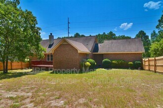 517 Sparkleberry Ln in Columbia, SC - Building Photo - Building Photo