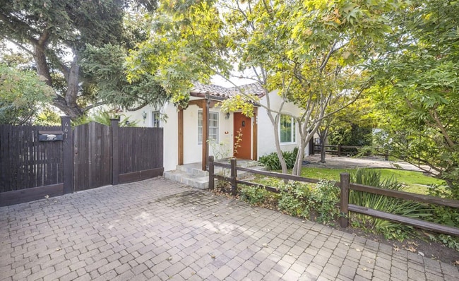 property at 461 Matadero Ave