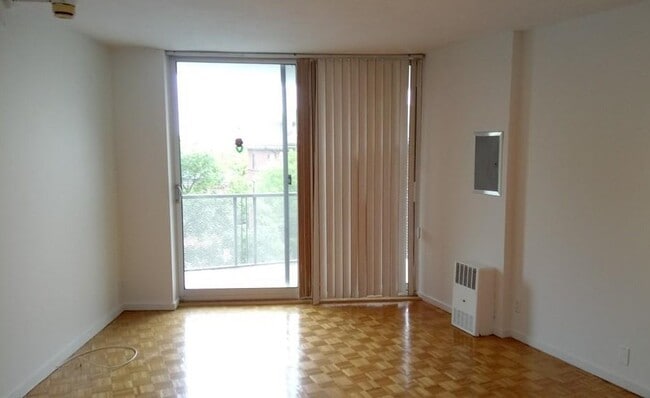 16 Winchester St, Unit 33