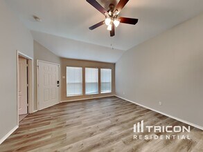 1214 Crooked Creek Ct in Midlothian, TX - Building Photo - Building Photo