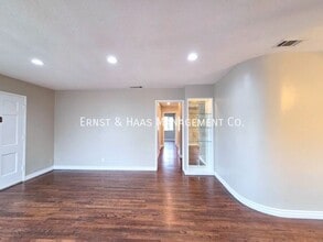 3545 Eucalyptus Ave in Long Beach, CA - Building Photo - Building Photo