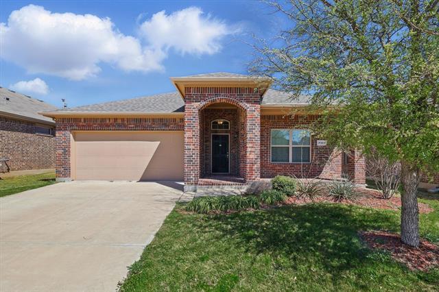 2501 Clay Creek Ln in Fort Worth, TX - Building Photo - Building Photo