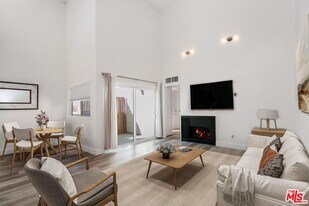 1339 N Columbus Ave in Glendale, CA - Building Photo