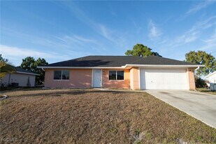 4306 11th St SW in Lehigh Acres, FL - Building Photo