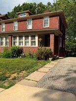 1003 S Trenton Ave in Pittsburgh, PA - Building Photo