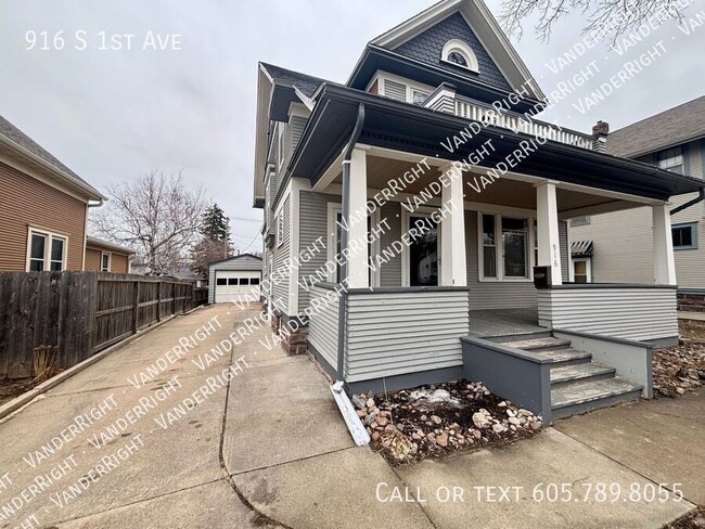 916 S 1st Ave in Sioux Falls, SD - Building Photo - Building Photo