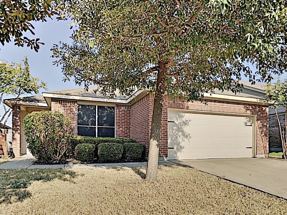 2912 Wispy Trl in Fort Worth, TX - Building Photo