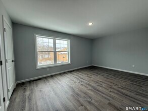 96 Collis St in West Haven, CT - Building Photo - Building Photo