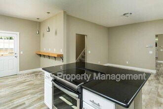 1507 W 5th St in Chico, CA - Building Photo - Building Photo