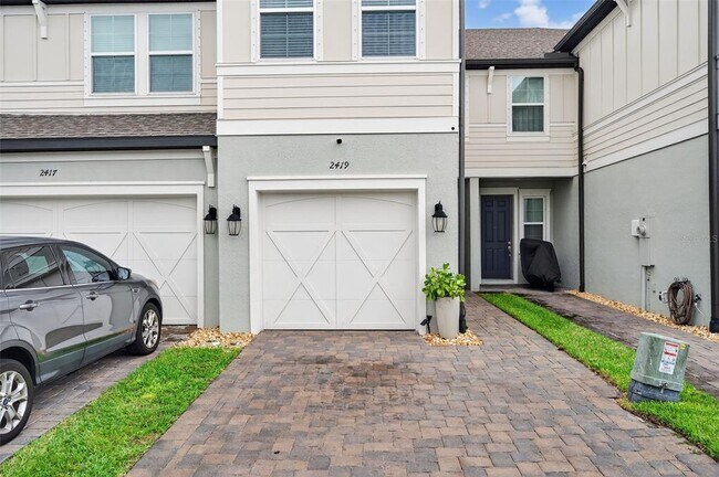 2419 Foggy Creek Cir in Clearwater, FL - Building Photo - Building Photo