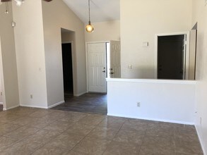 5533 W Cholla St in Glendale, AZ - Building Photo - Building Photo