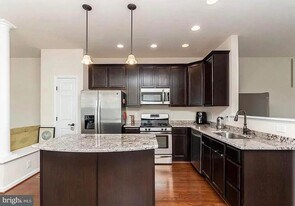 4711 Wensel Rd in Fredericksburg, VA - Building Photo