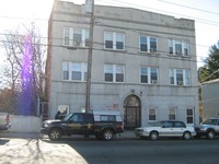 200 W Englewood Ave in Englewood, NJ - Foto de edificio - Building Photo