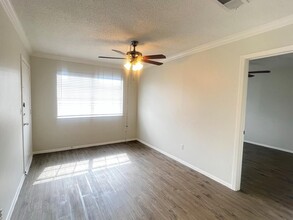 2602 Penny Ln in Austin, TX - Building Photo - Building Photo