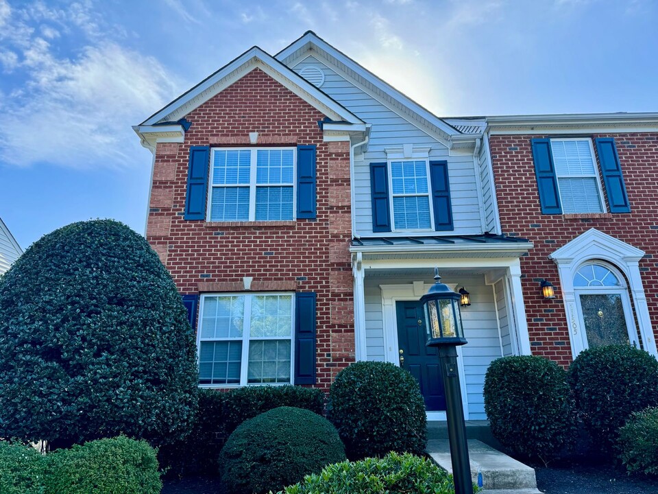 11507 Friars Walk Terrace in Glen Allen, VA - Building Photo