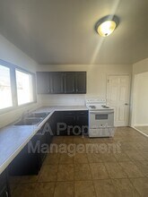 10017 Los Arboles Ave NE in Albuquerque, NM - Building Photo - Building Photo