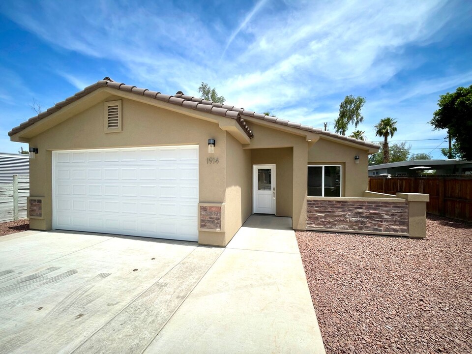 1914 Colorado Blvd in Bullhead City, AZ - Building Photo